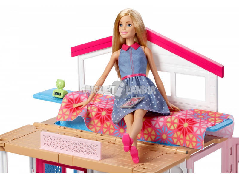 Barbie y su Casa Mattel DVV48