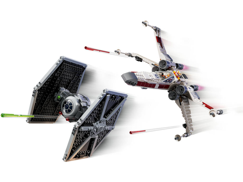 Lego Star Wars Tie Fighter et X-wing fusionnés 75393