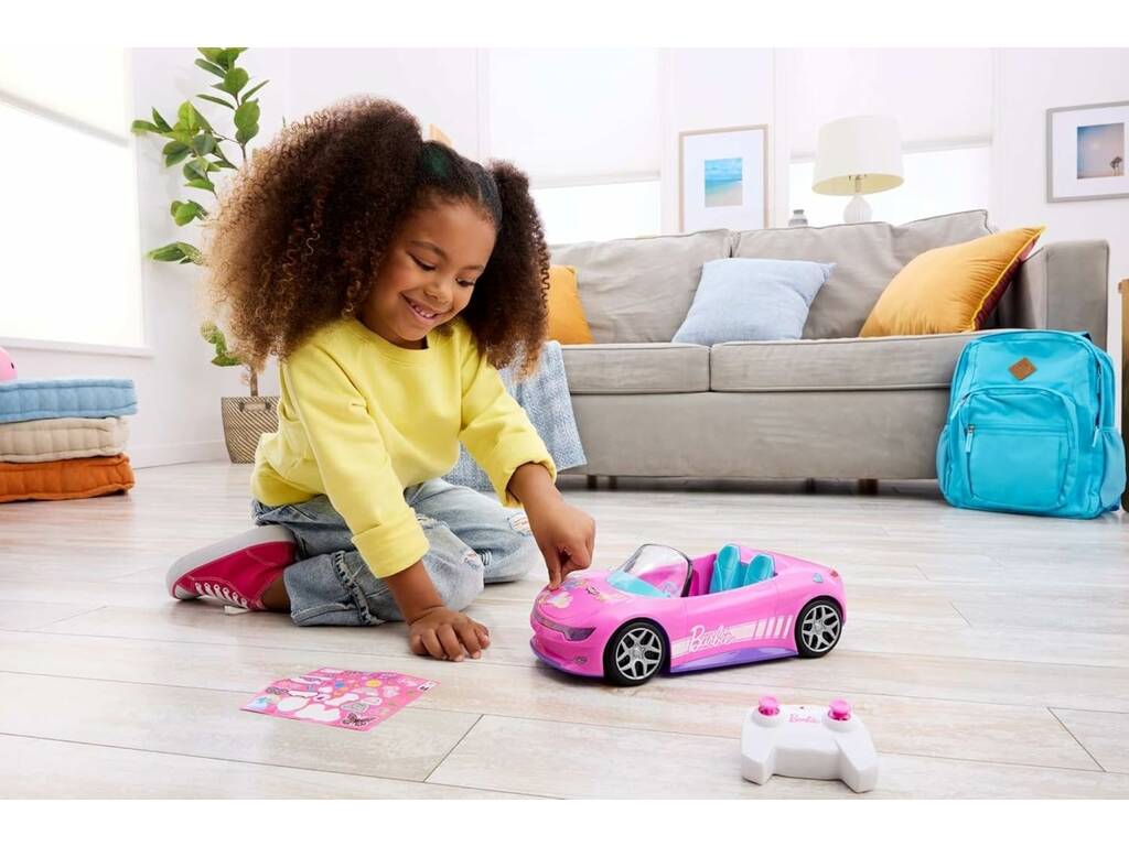 Hot Wheels RC Véhicule télécommandé décapotable rose Barbie