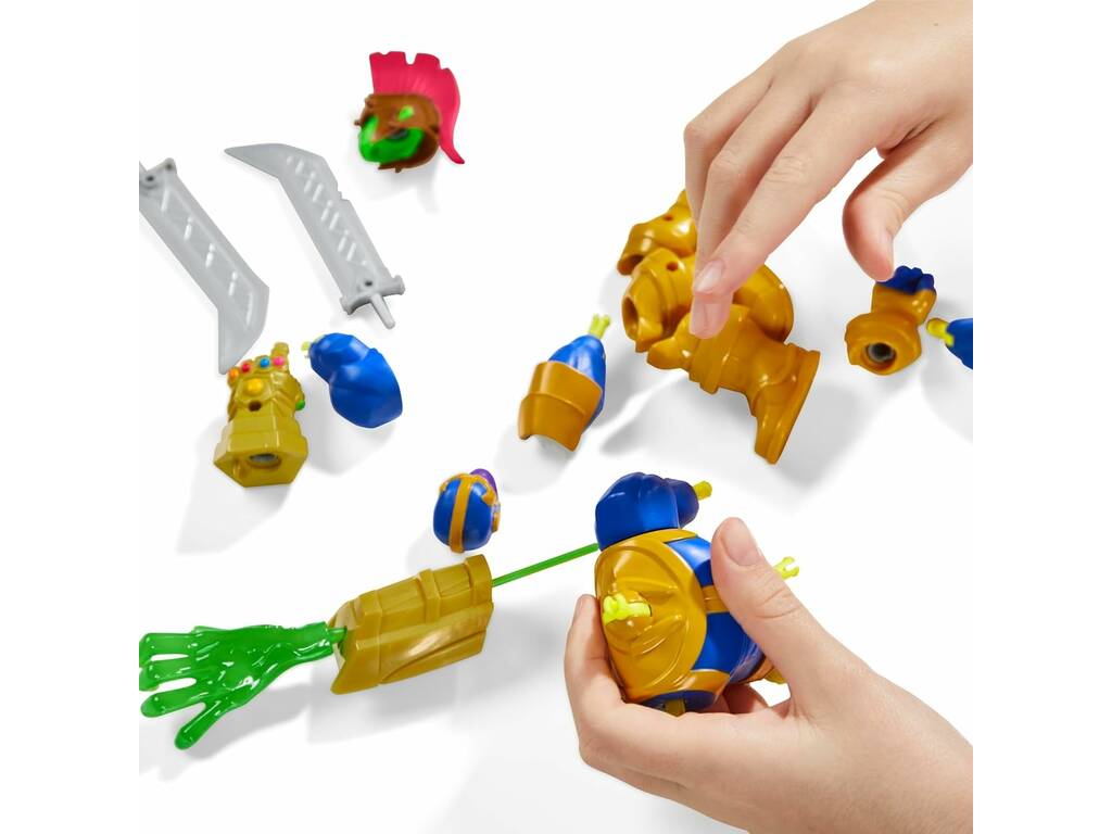 Marvel MixMashers Figurine Deluxe Thanos avec accessoires