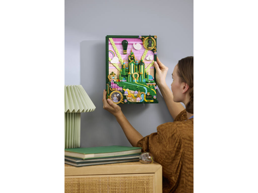 Lego Wicked Mural : Emerald City