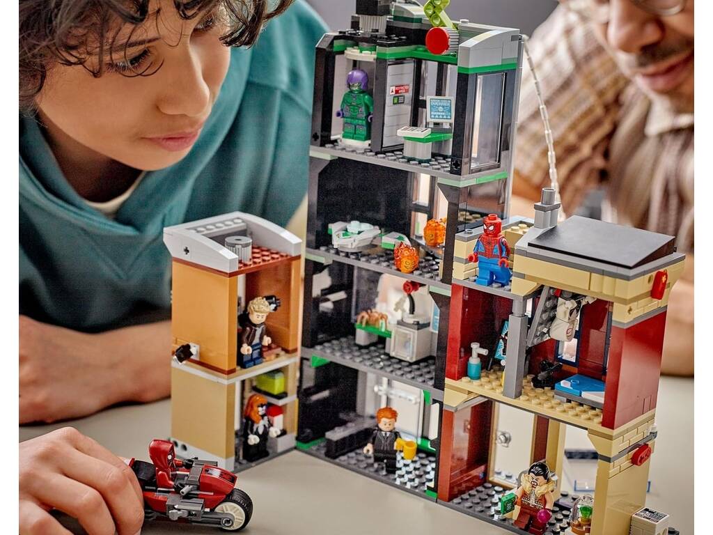 Lego Marvel Spiderman contre Oscorp