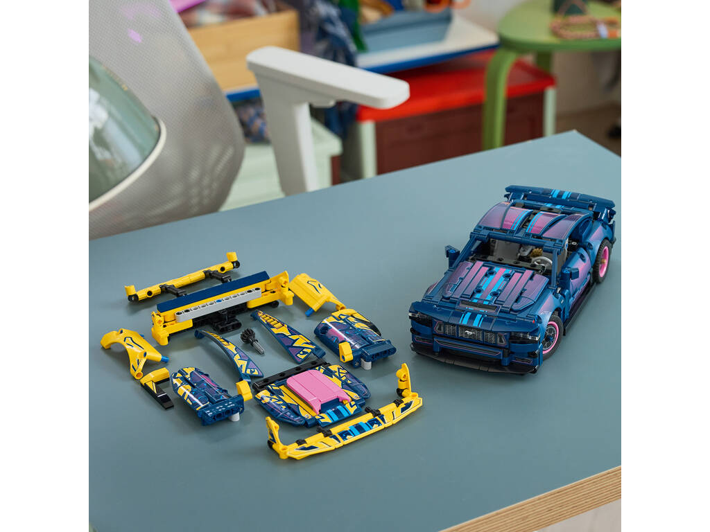 Lego Technic Taller de Tuning: Coche Ford Mustang GT